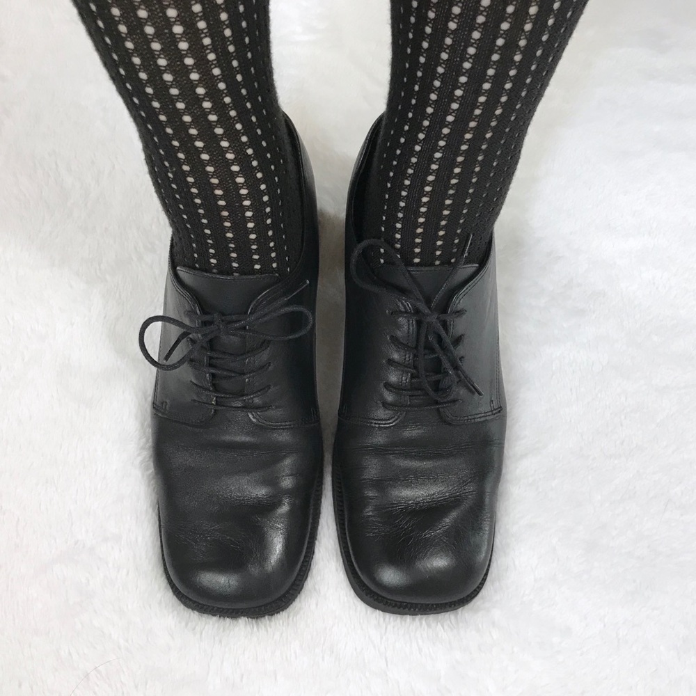 90s square toe shoes